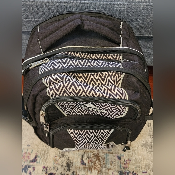 High Sierra Black and Gray Women\'s Backpack main image 13
